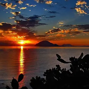  Appartamento Casa Carnevale Lipari Italia